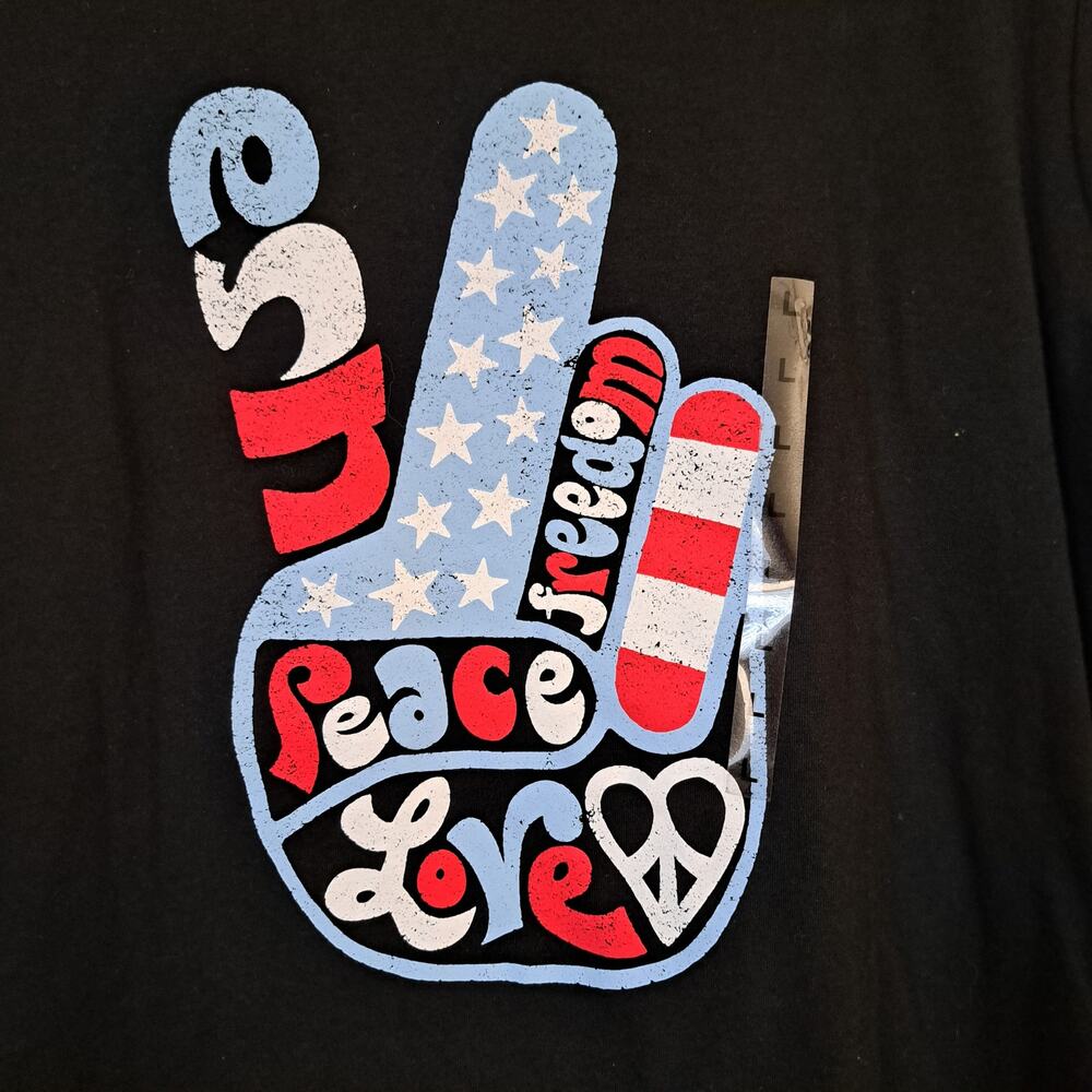 Mighty Fine Americana Love Peace and Freedom Flag Tee  Juniors Size Large NWT - Picture 3 of 4